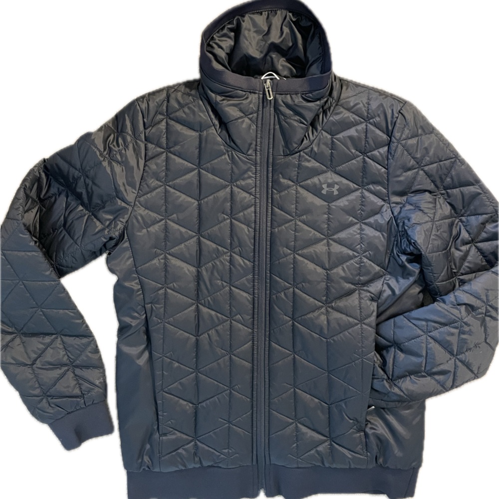 Under Armour women’s quilted black puffer; size S